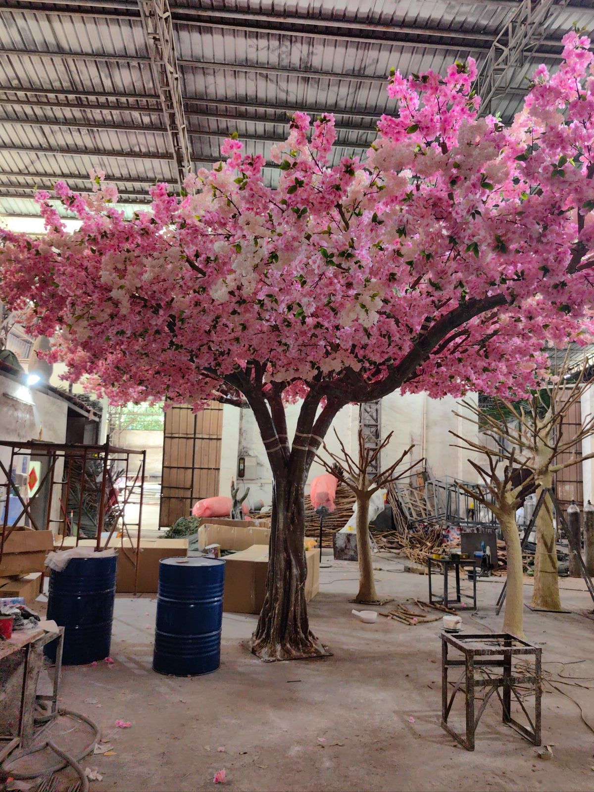 Großer 4,8 m hoher künstlicher Kirschblütenbaum für drinnen – Faux Natural: Best Realistic Artificial Trees for Commercial Indoor Outdoor Use