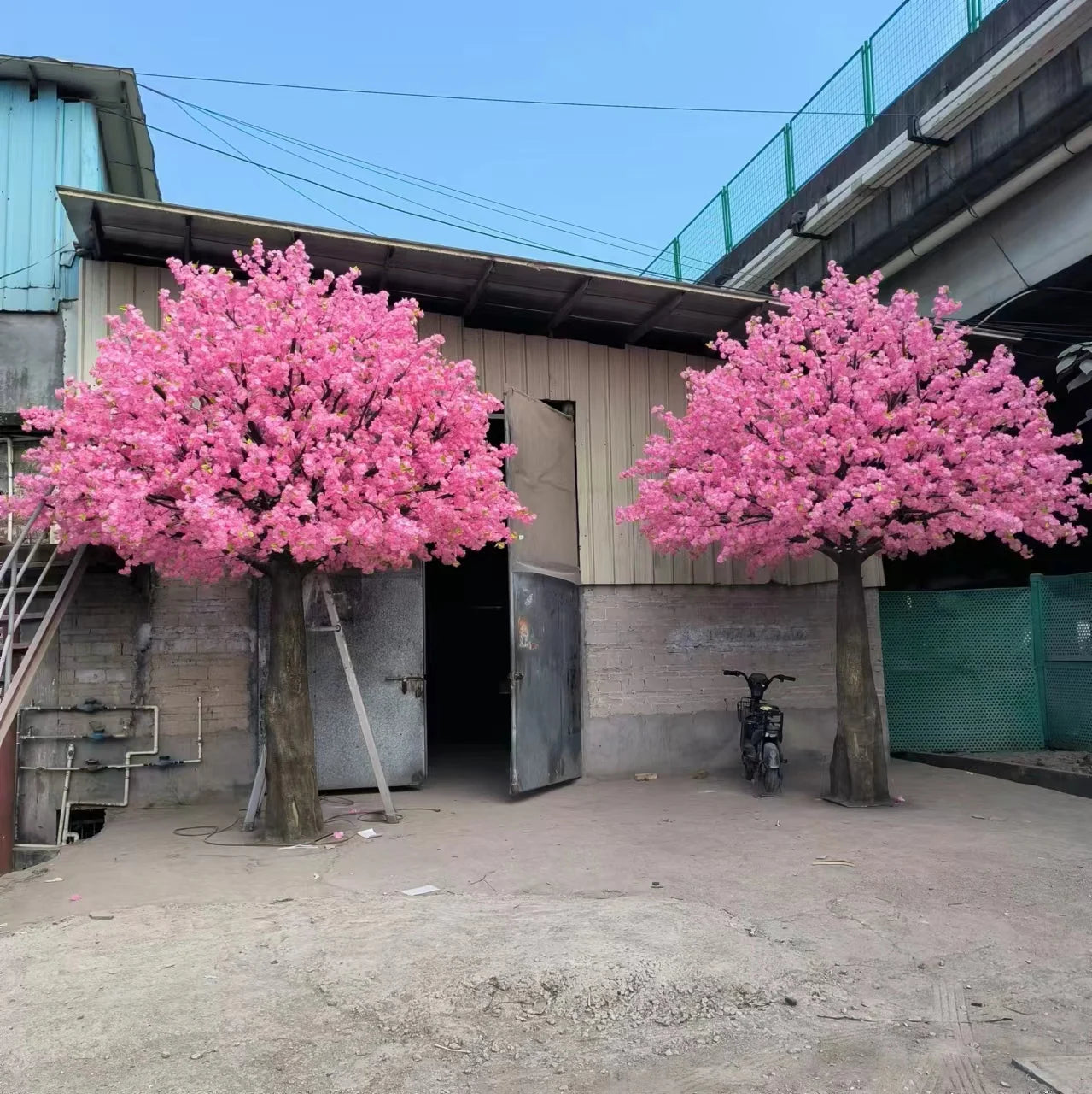 Artificial Sakura Cherry Blossom Tree Lifelike Pink Blooms Indoor Outdoor