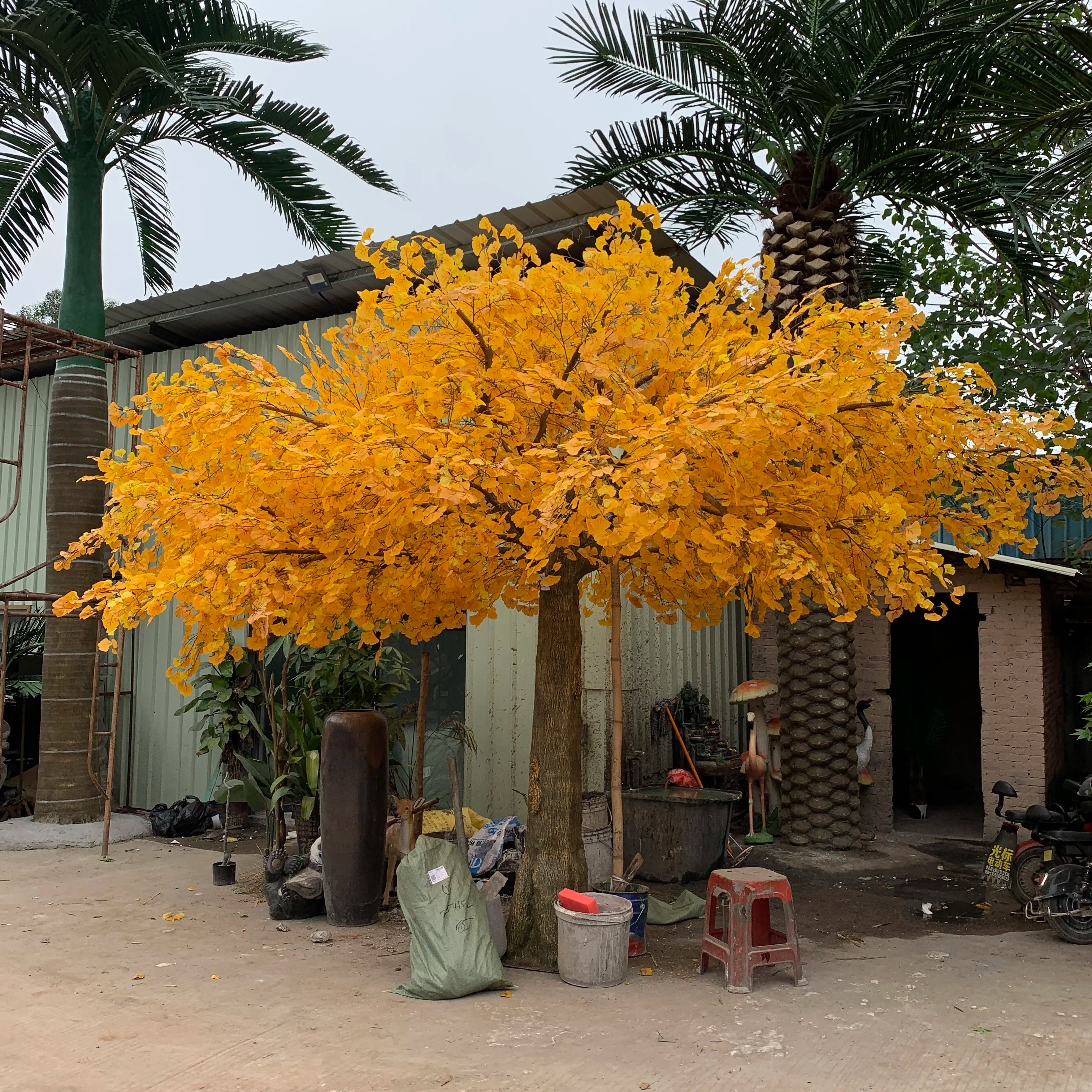 Artificial Ginkgo Tree Golden Leaves Hotel Lobby Display