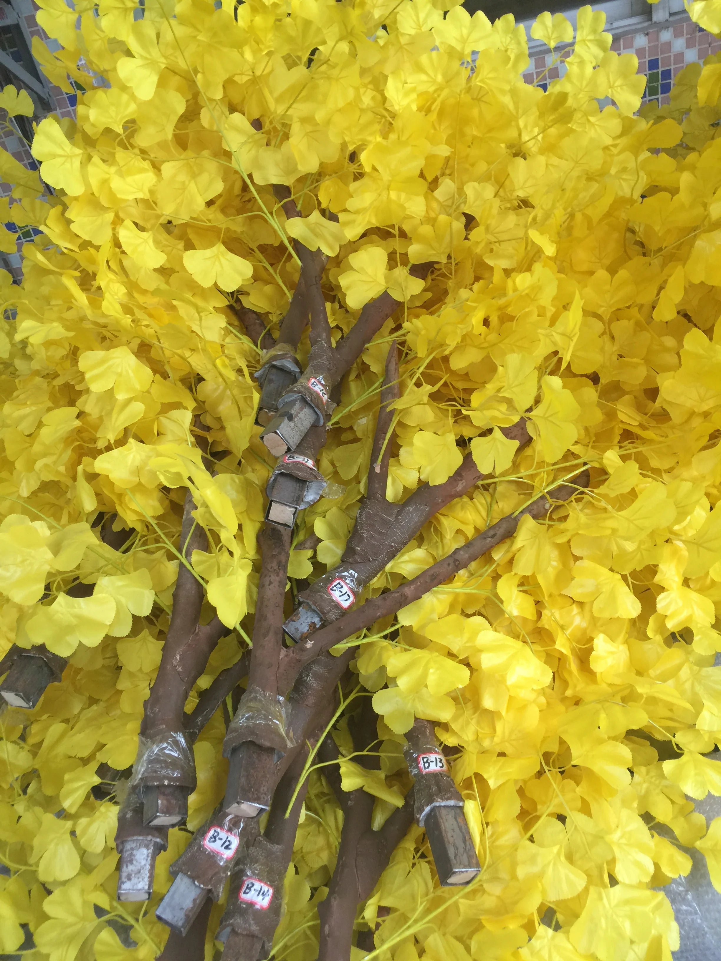 Artificial Ginkgo Tree UV Resistant Hotel Lobby Display