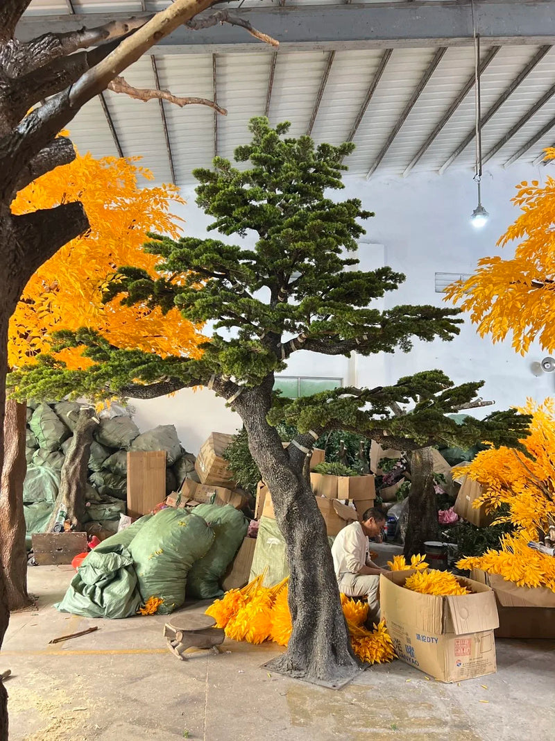 Artificial Pine Tree Textured Fiberglass Trunk Hotel Lobby