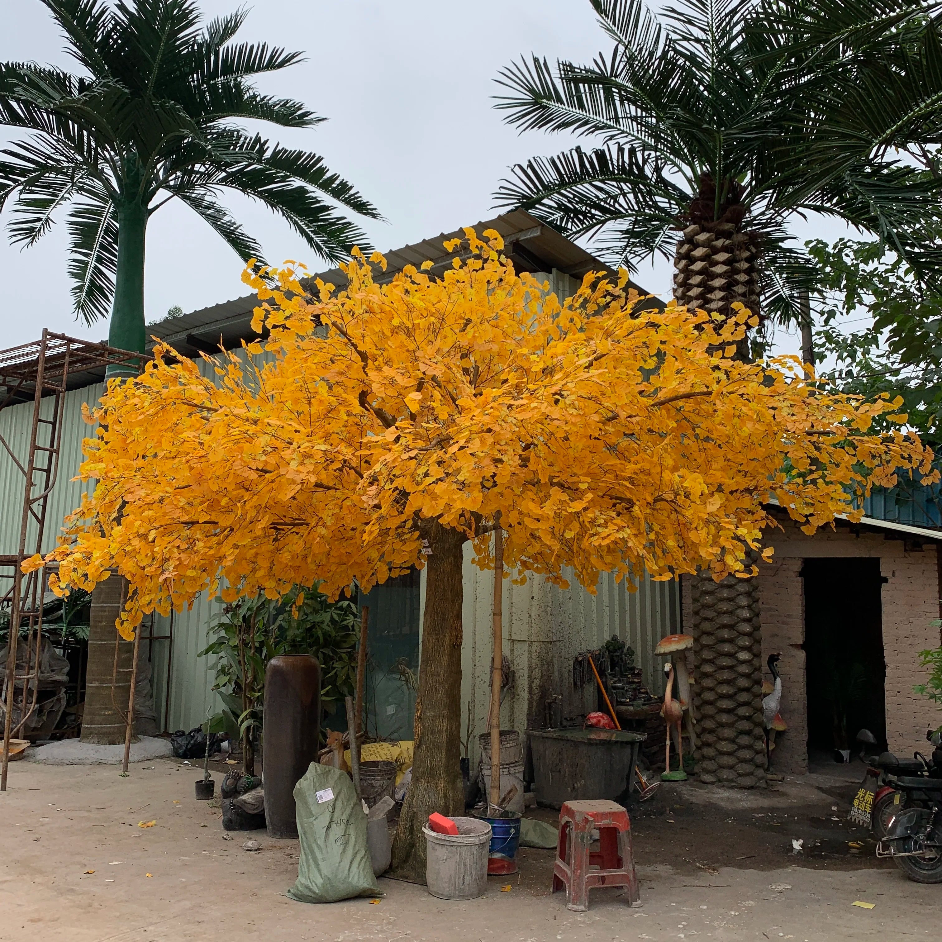 Artificial Ginkgo Tree Golden Leaves Hotel Lobby Display