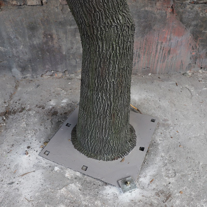 Artificial Banyan Tree 2.5m Natural Wood Trunk Hotel Use