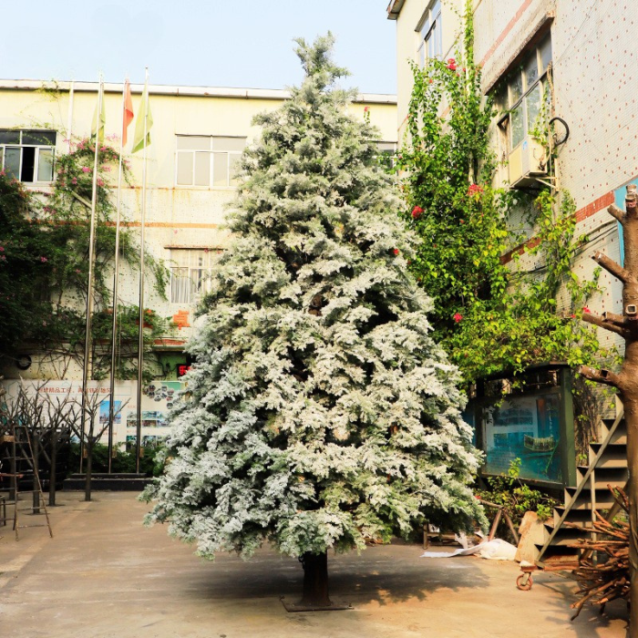 Artificial Cedar Tree 6ft Snow Flocking For Indoor Use