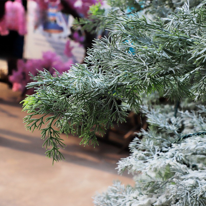 Artificial Cedar Tree 6ft Snow Flocking For Indoor Use