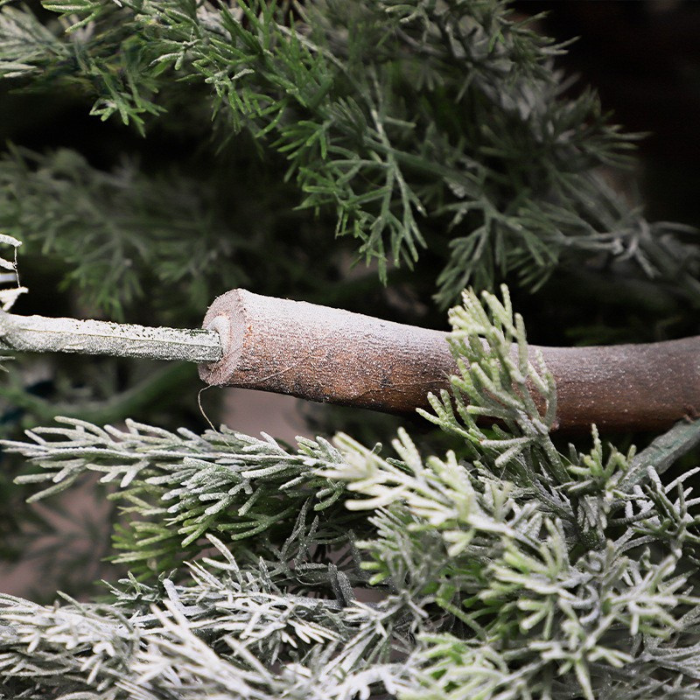 Artificial Cedar Tree 6ft Snow Flocking For Indoor Use