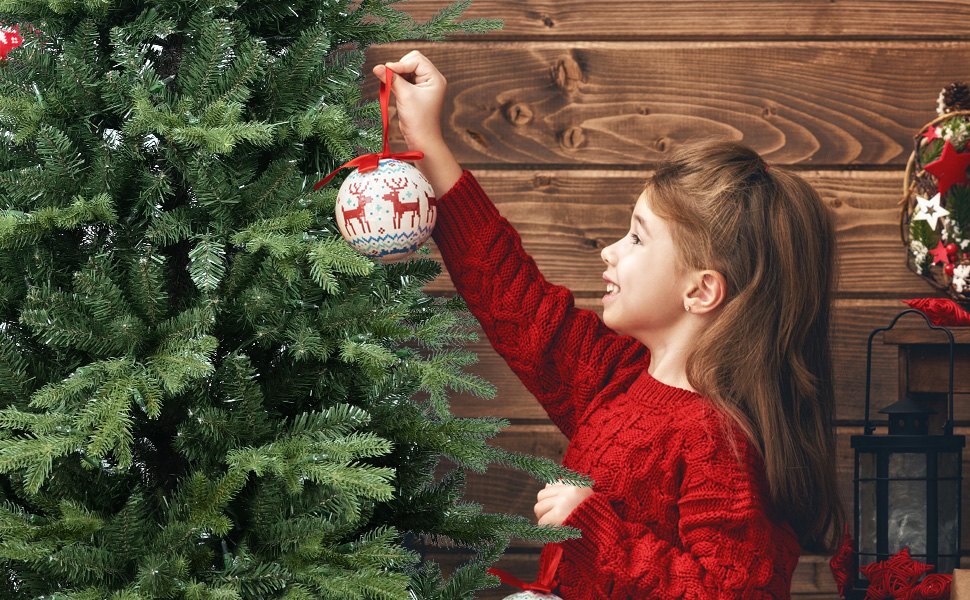 Mountain Fir Artificial Christmas Tree with Layered PE Tips