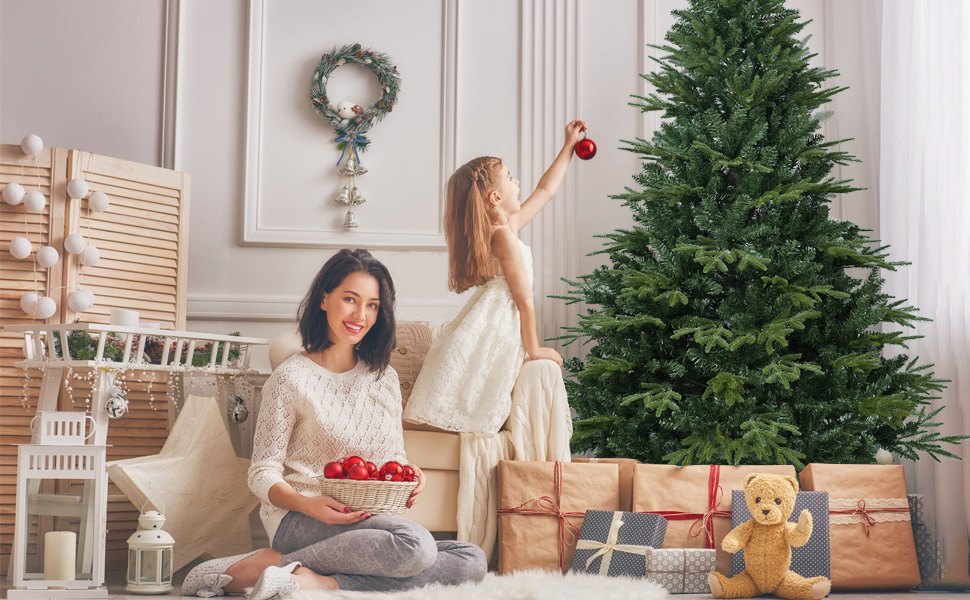 Highland Spruce Artificial Christmas Tree with Drop-Down Branches