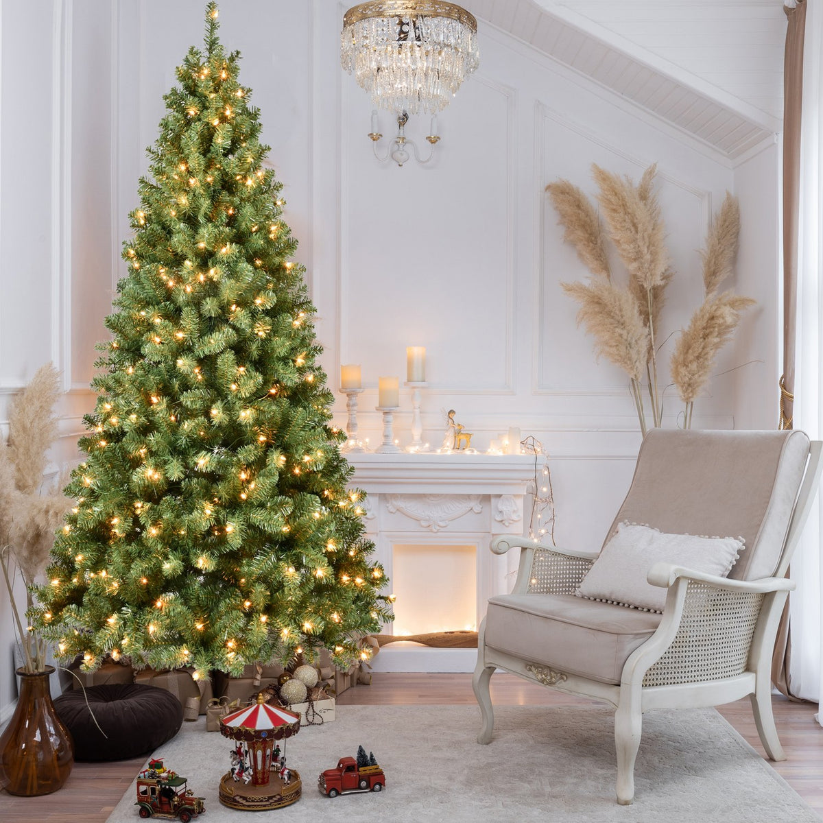 Pre-Lit Green Fir Artificial Christmas Tree with Classic Needle Tips