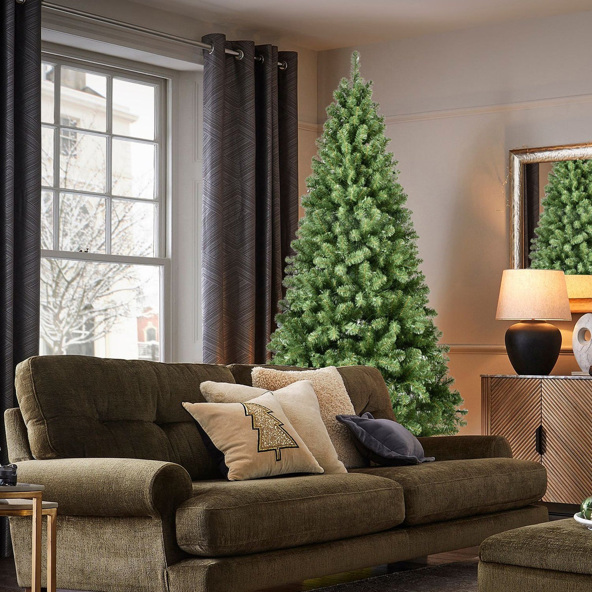 Pre-Lit Green Fir Artificial Christmas Tree with Classic Needle Tips