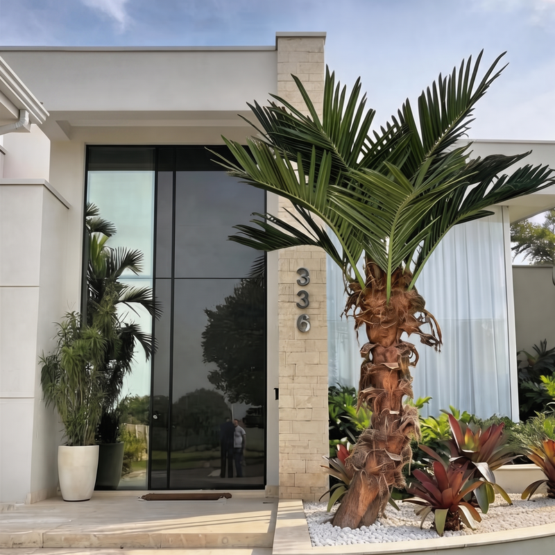 Curved Artificial Coconut Palm Tree for Outdoor Landscapes