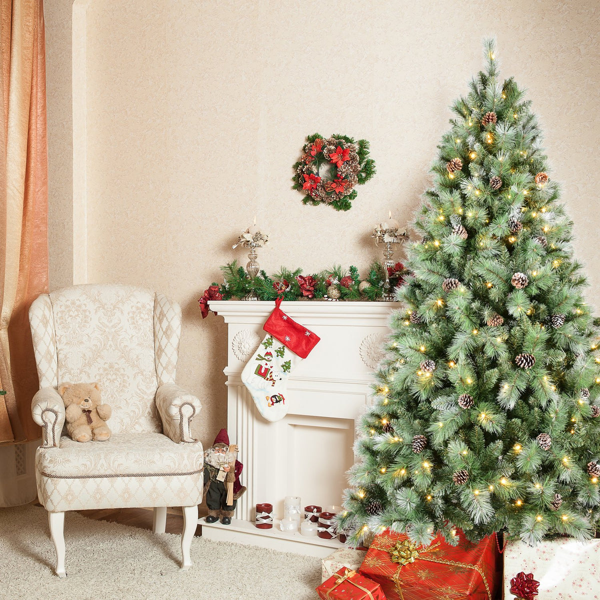 Long Needle Pine Artificial Christmas Tree with Natural Pine Cones